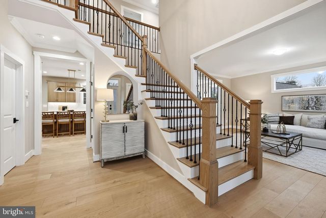 3410 BURROWS AVE, Fairfax, VA 22030