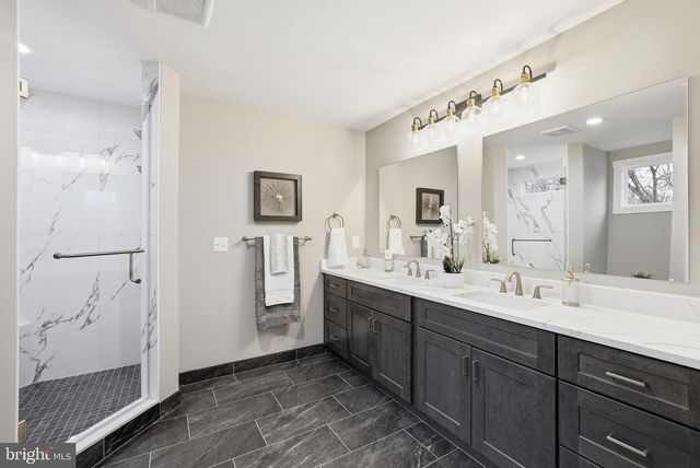 3410 BURROWS AVE, Fairfax, VA 22030