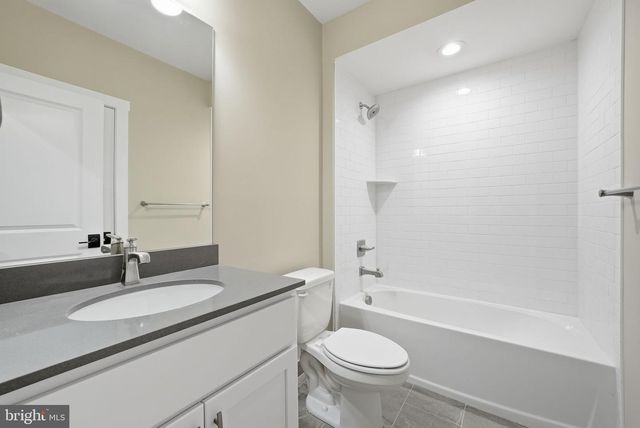 3410 BURROWS AVE, Fairfax, VA 22030