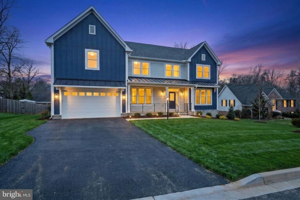 3410 BURROWS AVE, Fairfax, VA 22030