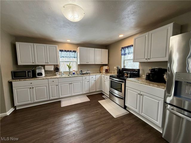 23894 Sandy Creek Road, Minerva, OH 44657