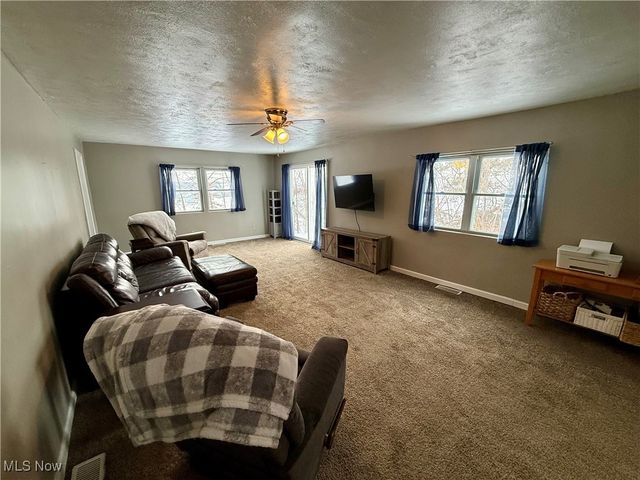 23894 Sandy Creek Road, Minerva, OH 44657