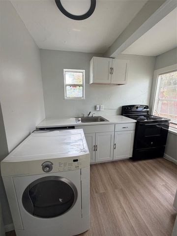 1701 14TH AVENUE S A, St Petersburg, FL 33705