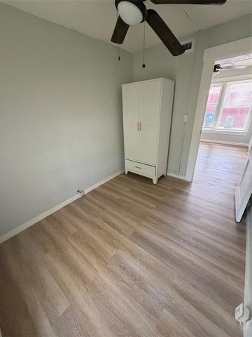 1701 14TH AVENUE S A, St Petersburg, FL 33705