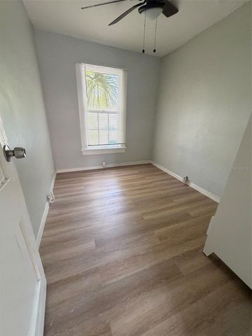 1701 14TH AVENUE S A, St Petersburg, FL 33705