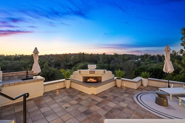 528 Flores De Oro, Rancho Santa Fe, CA 92067