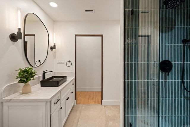 528 Flores De Oro, Rancho Santa Fe, CA 92067