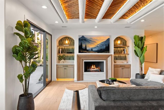 528 Flores De Oro, Rancho Santa Fe, CA 92067