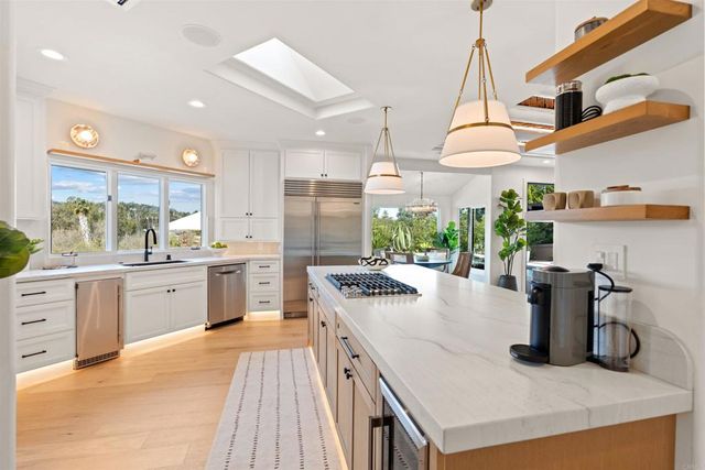 528 Flores De Oro, Rancho Santa Fe, CA 92067