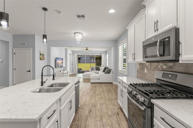 8266 PURPLE SANDPIPER AVENUE, Winter Garden, FL 34787