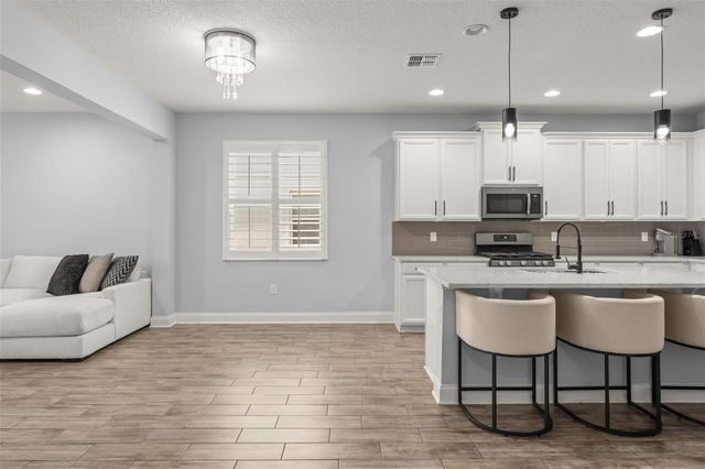 8266 PURPLE SANDPIPER AVENUE, Winter Garden, FL 34787