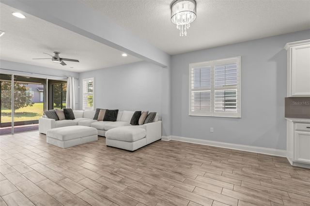 8266 PURPLE SANDPIPER AVENUE, Winter Garden, FL 34787