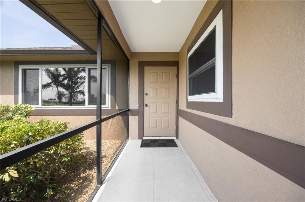 250 NE 10th PL, CAPE CORAL, FL 33909 — photo 2