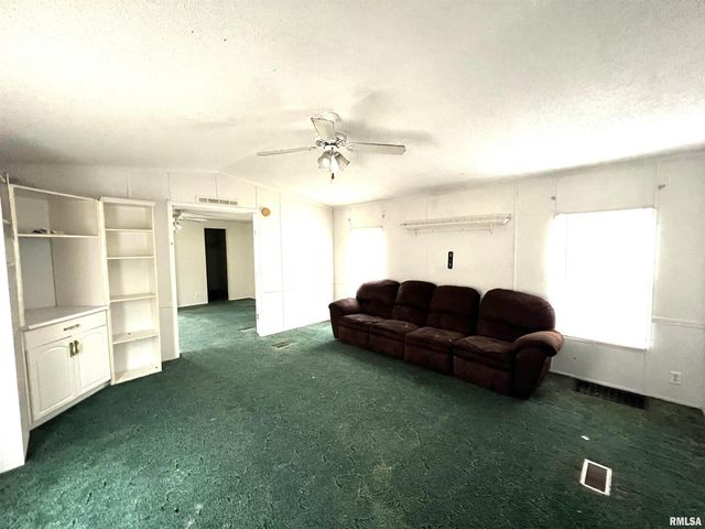 112 N Old Marion Road, Goreville, IL 62939