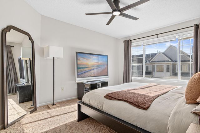 2312 Eagle Trace Lane, Woodbury, MN 55129