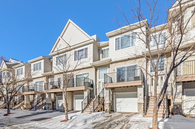 2312 Eagle Trace Lane, Woodbury, MN 55129