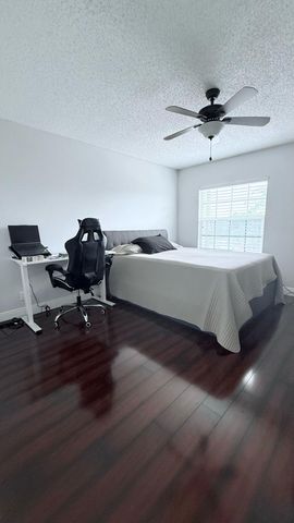 5301 CANOE BEND Drive, Lake Worth, FL 33463