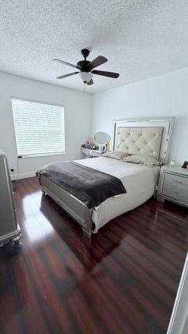 5301 CANOE BEND Drive, Lake Worth, FL 33463