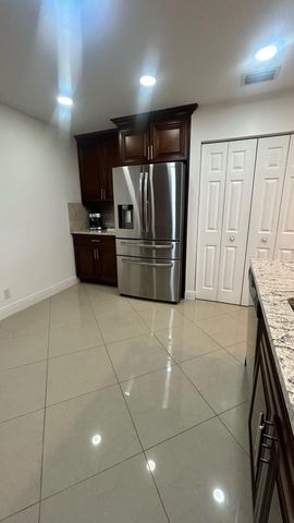 5301 CANOE BEND Drive, Lake Worth, FL 33463