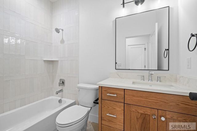 5707 Long Cove Drive, Idaho Falls, ID 83404
