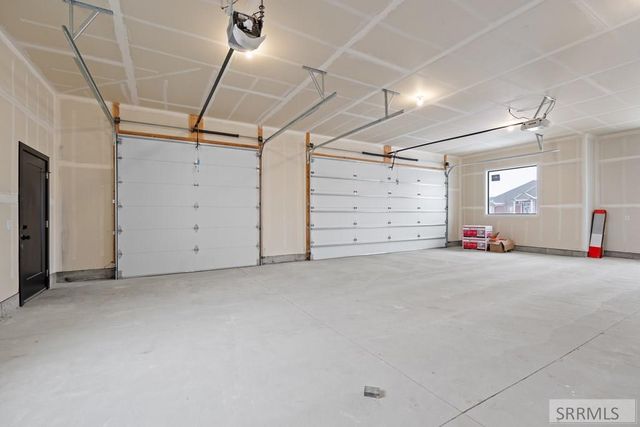 5707 Long Cove Drive, Idaho Falls, ID 83404