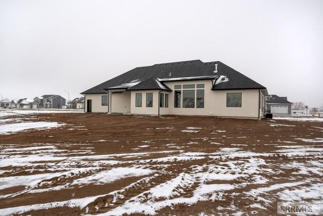 5707 Long Cove Drive, Idaho Falls, ID 83404