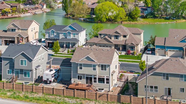 33 E DELGADA LN, Stansbury Park, UT 84074