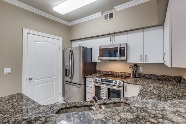 3400 Welborn Street 301, Dallas, TX 75219