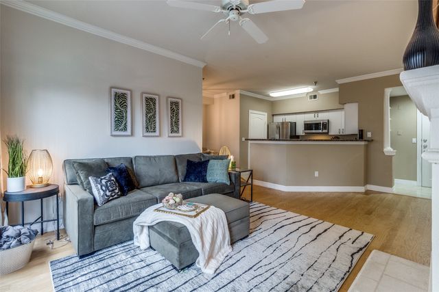 3400 Welborn Street 301, Dallas, TX 75219