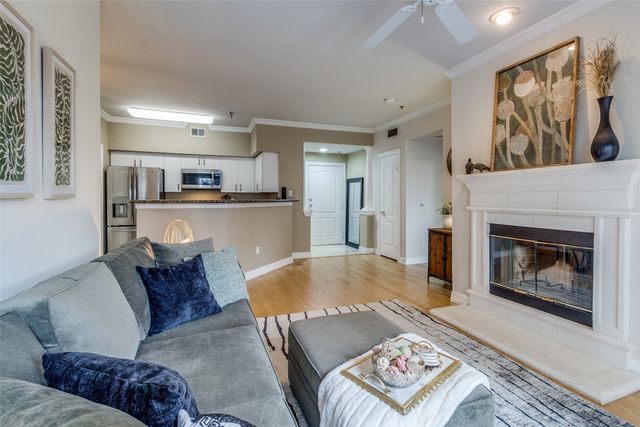 3400 Welborn Street 301, Dallas, TX 75219