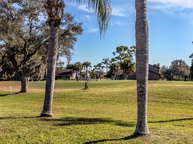 1027 CAPRI ISLES BOULEVARD 20, Venice, FL 34292