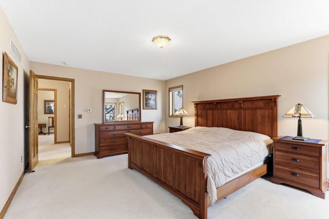 16048 Baywood Lane, Eden Prairie, MN 55346