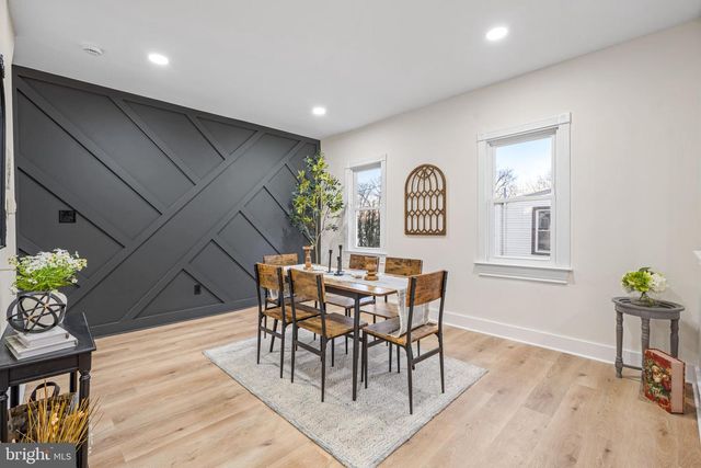 308 W 3RD ST, Palmyra, NJ 08065