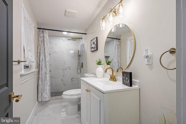 308 W 3RD ST, Palmyra, NJ 08065