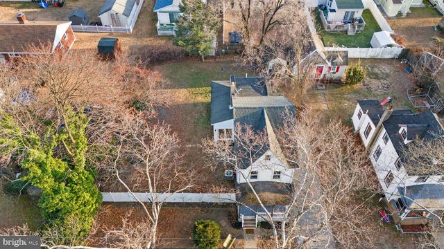 308 W 3RD ST, Palmyra, NJ 08065