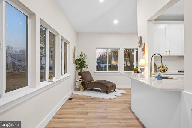 308 W 3RD ST, Palmyra, NJ 08065