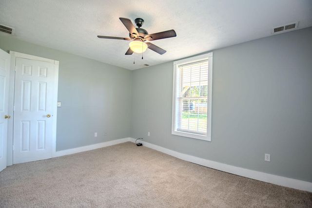 104 Amber Lane, Hustonville, KY 40437