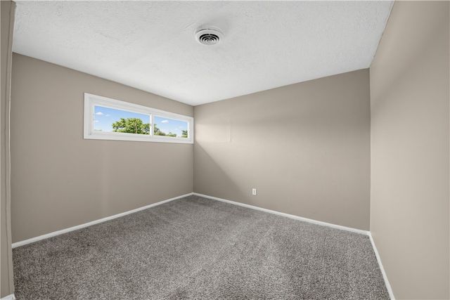 859 Flintridge Drive, Fairborn, OH 45324
