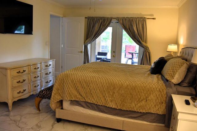 120 Sunflower Circle, Royal Palm Beach, FL 33411