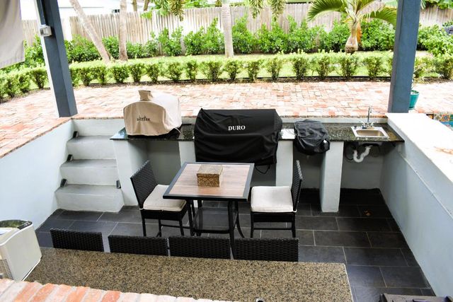 120 Sunflower Circle, Royal Palm Beach, FL 33411