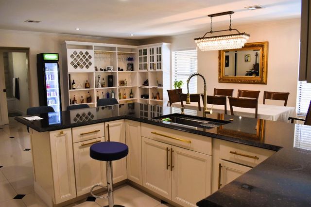 120 Sunflower Circle, Royal Palm Beach, FL 33411