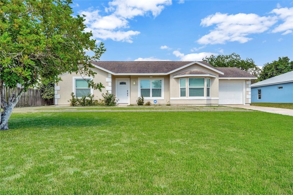 1725 6th Avenue SW, Vero Beach, FL 32962