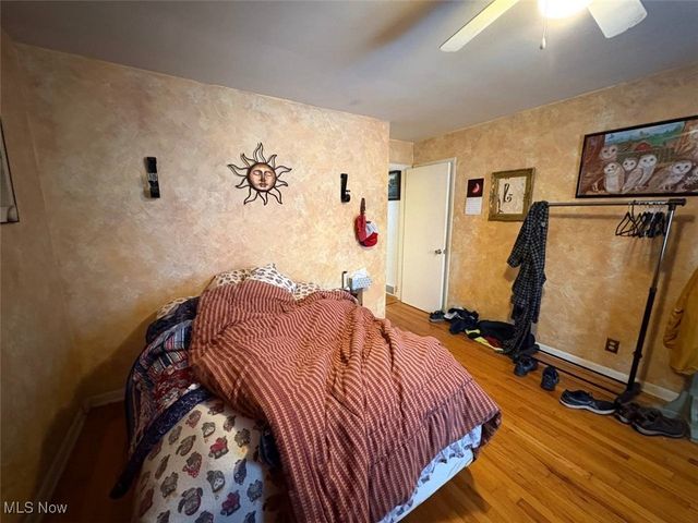 31 Alameda Avenue, Cuyahoga Falls, OH 44221