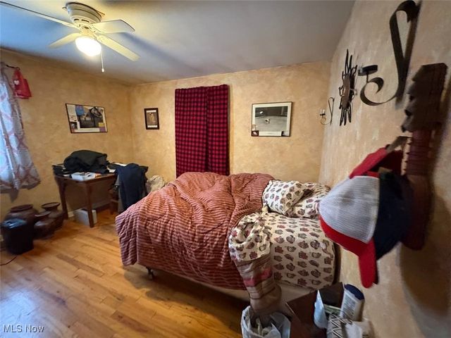 31 Alameda Avenue, Cuyahoga Falls, OH 44221