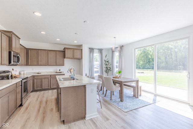 438 Chester Lane, Pittsboro, IN 46167