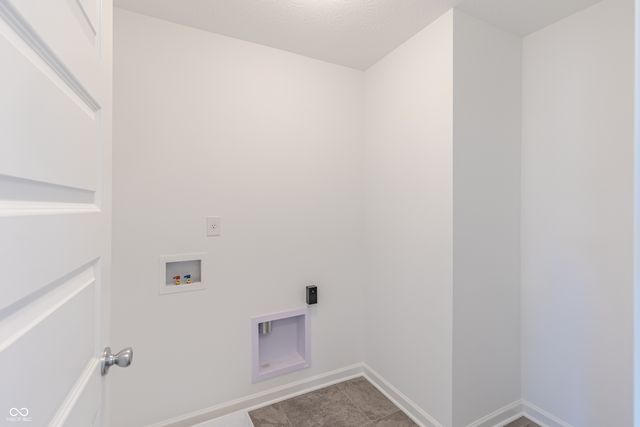 438 Chester Lane, Pittsboro, IN 46167