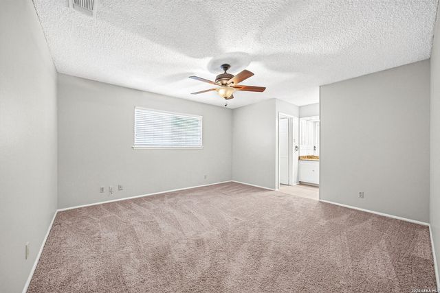 412 Cordoba Dr, Universal City, TX 78148