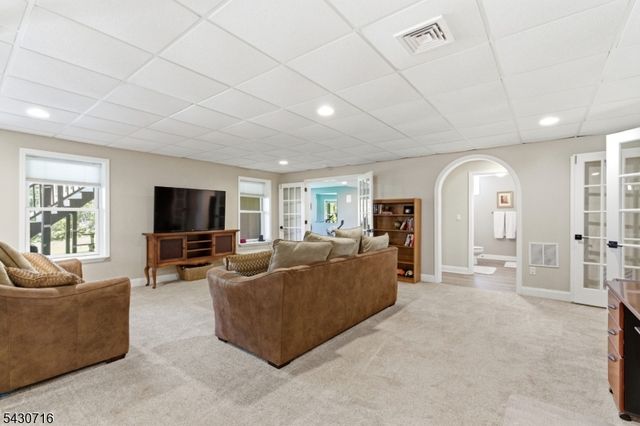 14 Wentworth Ct, Hardyston Twp., NJ 07419