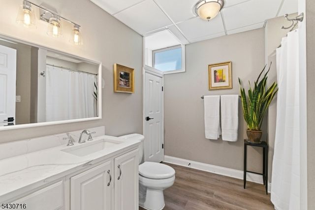 14 Wentworth Ct, Hardyston Twp., NJ 07419