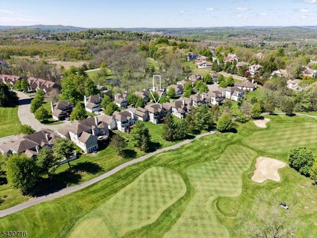 14 Wentworth Ct, Hardyston Twp., NJ 07419